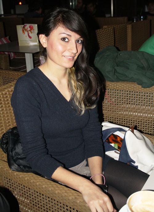 Ανεβασμένη η Πόπη