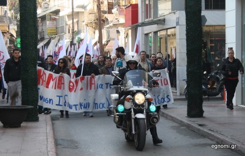 Δυναμική πορεία του ΠΑΜΕ στην Αβάντων