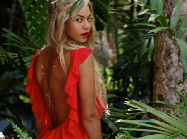 Αυτό είναι το μαγιό που θα φορεθεί φέτος!