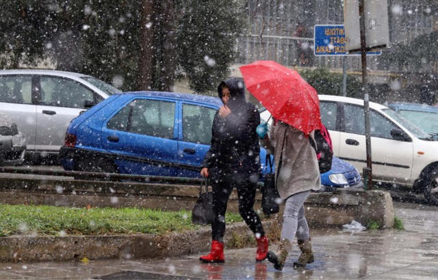 Το 2019 κάνει ...ποδαρικό με τέσσερα διαδοχικά κύματα κακοκαιρίας (VIDEO)