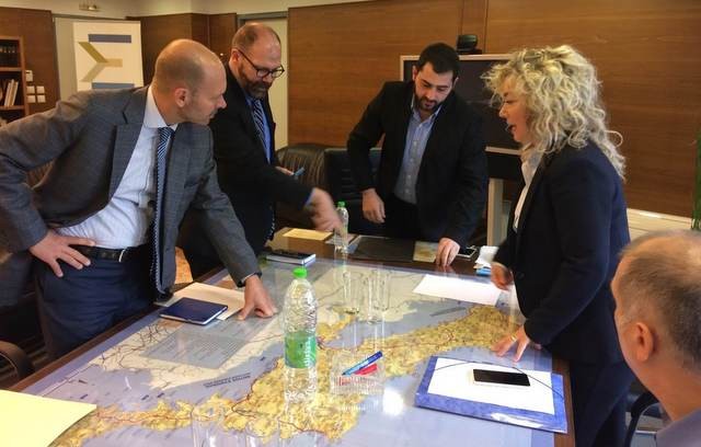 Ο Μορφωτικός Ακόλουθος της Πρεσβείας των ΗΠΑ στη Χαλκίδα