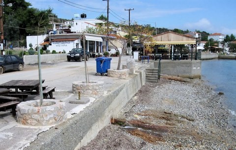 Πέταξαν την μπάλα στην εξέδρα για το νερό στα Γιάλτρα