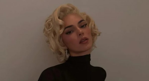 Η Kendall Jenner μεταμφιέστηκε σε Marilyn Monroe