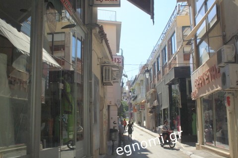 Η πεζοδρόμηση της Αβάντων υποβάθμισε Μπαλαλαίων και Βύρωνος