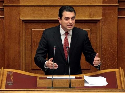 Ο Υπουργός Περιβάλλοντος Κώστας Σκρέκας ζητά την αναστολή των αδειών για αιολικά πάρκα στη βόρεια Εύβοια