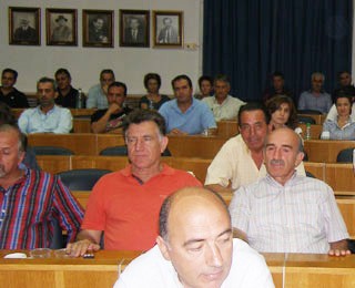 Αποφασίζουν για επιχορήγηση στην Ομοσπονδία Επαγγελματιών Βιοτεχνών Εύβοιας