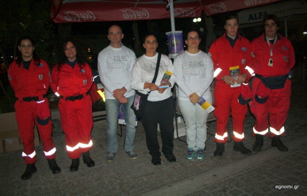 Ολοι διασκεδάζουν, ένας δεν πίνει