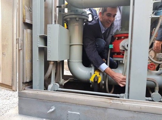 ΧΑΛΚΙΔΑ: Άνοιξε την στρόφιγγα του φυσικού αερίου ο Μπακογιάννης