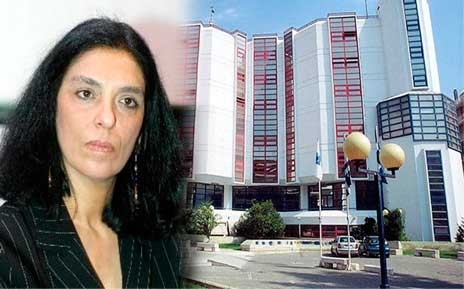 Κουκουλοφόροι εισέβαλαν στο Πανεπιστήμιο Πειραιά και επιτέθηκαν σε καθηγήτρια