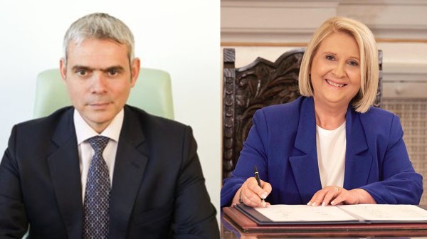 ΝΕΑ ΔΗΜΟΚΡΑΤΙΑ ΕΥΒΟΙΑ: Η Σοφία Βούλτεψη και ο Κώστας Καραγκούνης στην κοπή της πίτας