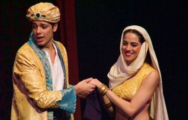 Ο Αλαντίν έρχεται στη Θήβα