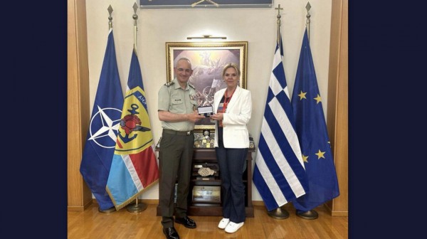 Με τον Αρχηγό ΓΕΕΘΑ συναντήθηκε η Δήμαρχος Χαλκιδέων Έλενα Βάκα