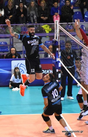 ΗΡΑΚΛΗΣ ΧΑΛΚΙΔΑΣ-ΦΟΙΝΙΚΑΣ ΣΥΡΟΥ 1-3: Απ' την ανατροπή ...στην ανατροπή