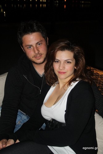 Στην εκκλησία ολοταχώς