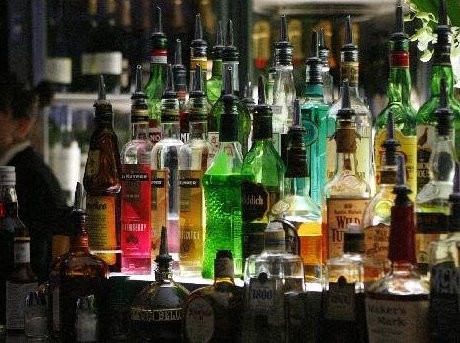 Ερέτρια: Σύλληψη 4 ατόμων για λαθρεμπόριο ποτών