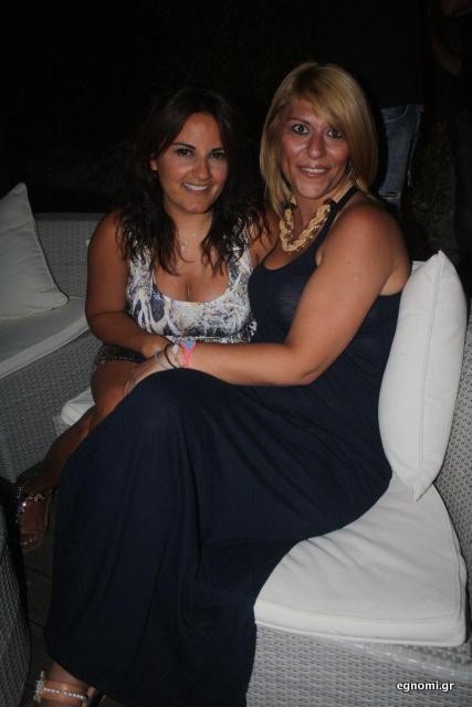 Η μία ήρθε, η άλλη φεύγει