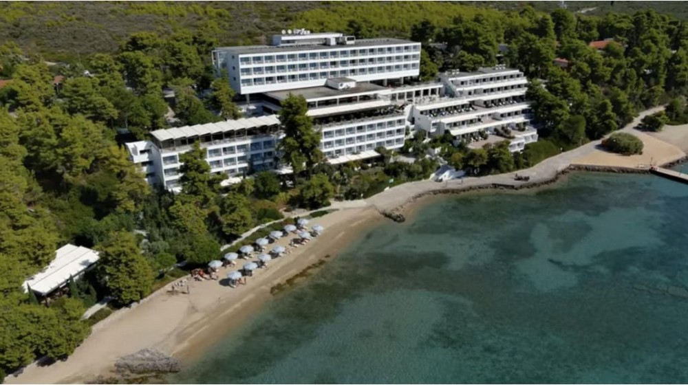 CLUB MED- ΓΡΕΓΟΛΙΜΑΝΟ ΕΥΒΟΙΑΣ: Ανάστατοι οι εργαζόμενοι από την αλλαγή του συμβολαίου εργασίας τους σε γαλλικό
