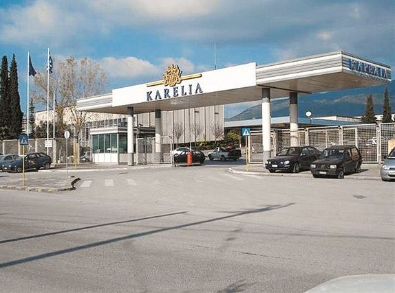 Ο Καρέλιας ανακοίνωσε εκπληκτικά bonus στους εργαζόμενους