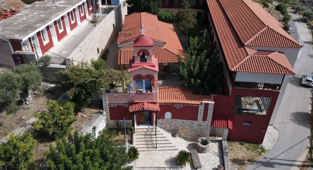 Κλειστή για τους προσκυνητές η Μονή Μακρυμάλλης Ψαχνών