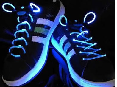 Δες τα καινούργια φωσφοριζέ κορδόνια!