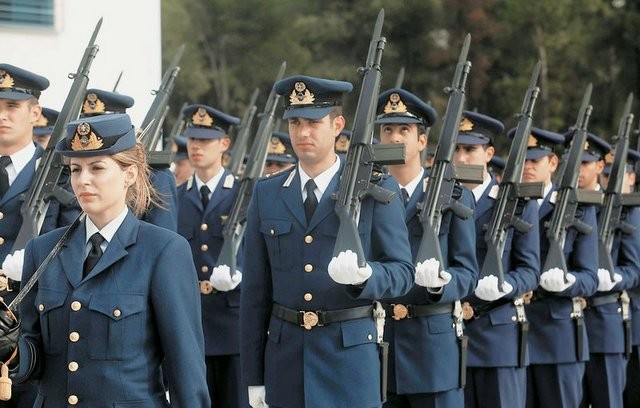 Πόσοι θα περάσουν φέτος σε στρατιωτικές σχολές