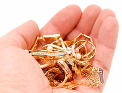 Κλέφτες στην Κάρυστο πνίγηκαν στα χρυσαφικά