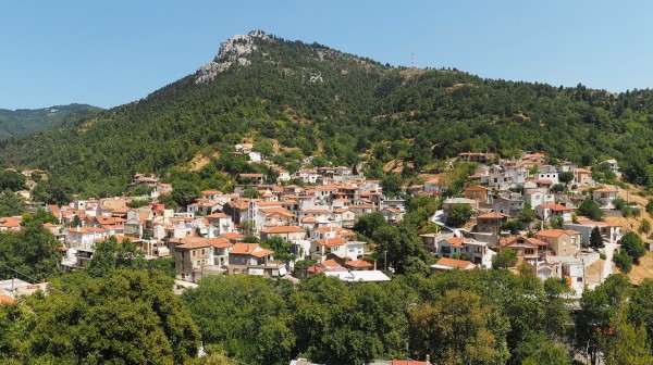 Ποιος είπε ότι η Στενή είναι μόνο για χειμώνα;