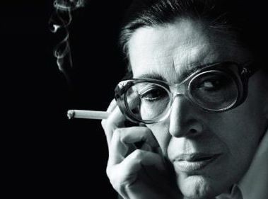 Η Ντίνα Κώνστα στο ρόλο της Σωτηρίας Μπέλλου