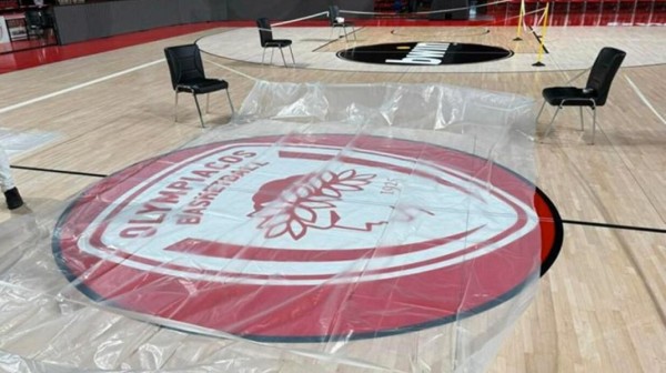 Ούτε στη Χαλκίδα δεν γίνονται αυτά: Πλημμύρισε πάλι το ΣΕΦ λόγω της βροχής