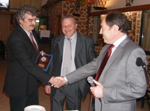 Xοροί και λεβέντικες ζεϊμπεκιές