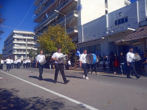 ΧΑΛΚΙΔΑ 28η ΟΚΤΩΒΡΙΟΥ: Η παρέλαση των Λυκείων