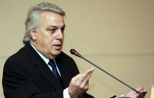 Καταζητείται ο Μητρόπουλος για παράνομο καζίνο