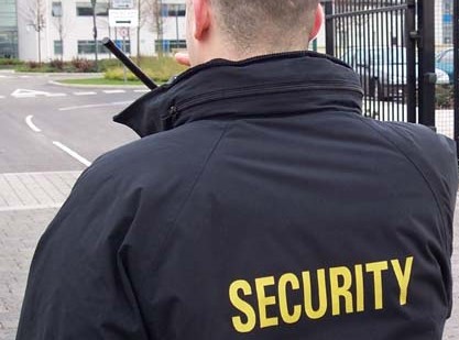 Σεκιουριτάδες θα φυλάνε δημοτικά κτήρια στη Θήβα