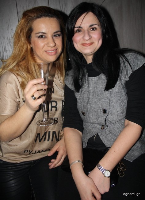 Τι συζητούν τα κορίτσια;