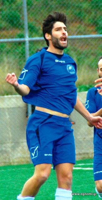 ΑΕΚτζής και ο Βαγγέλης Ανέστης, ντύθηκε στα κιτρινόμαυρα
