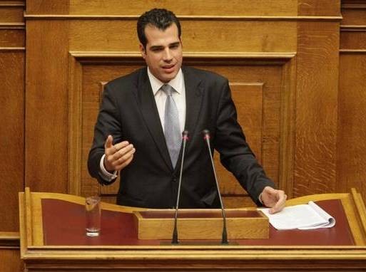 Αναστέλλεται από τις 15 Απριλίου το πρόστιμο για τους ανεμβολίαστους άνω των 60