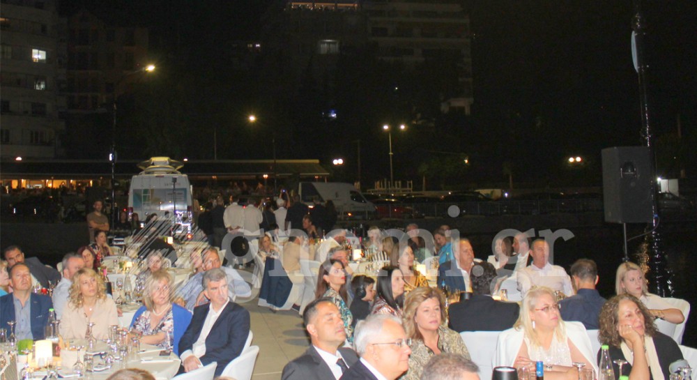 ΕΠΙΜΕΛΗΤΗΡΙΟ ΕΥΒΟΙΑΣ: Γιόρτασαν τα 90 χρόνια με ρομαντικό δείπνο