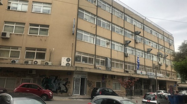 Εξοπλίζεται με ιατρικά εργαλεία και εξεταστική καρέκλα το Ιατρείο ΩΡΛ του Κέντρου Υγείας Χαλκίδας