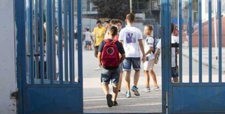 ΣΧΟΛΕΙΑ: Υπάρχουν σκέψεις για παράταση δύο εβδομάδων στο σχολικό έτος