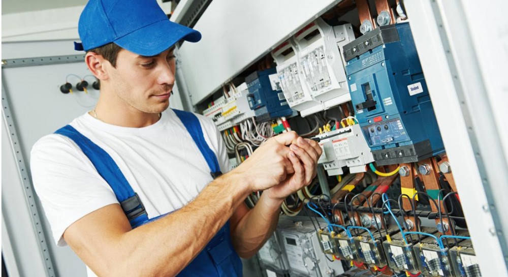 Ηλεκτρολόγος ζητείται από εταιρία ηλεκτρομηχανολογικών εγκαταστάσεων στη Χαλκίδα