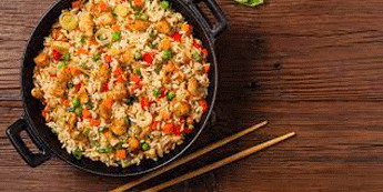 Τηγανητό ρύζι με κοτόπουλο