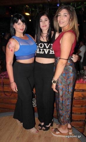 Ξύλο για το ...παπιγιόν