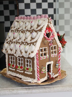 Ζαχαρένιο σπίτι