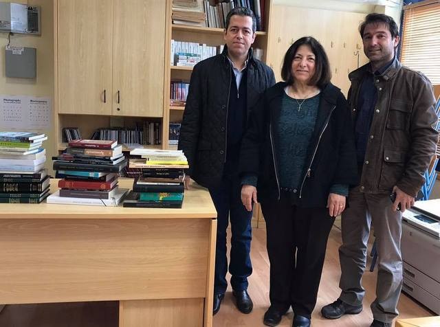 Δωρεά βιβλίων στη μνήμη του πατέρα του από τον Συμεών Κεδίκογλου