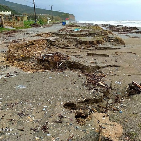 Εγκλωβισμένοι στη Μουρτερή- Καταστροφές και στον Άγιο Μερκούριο Οκτωνιάς