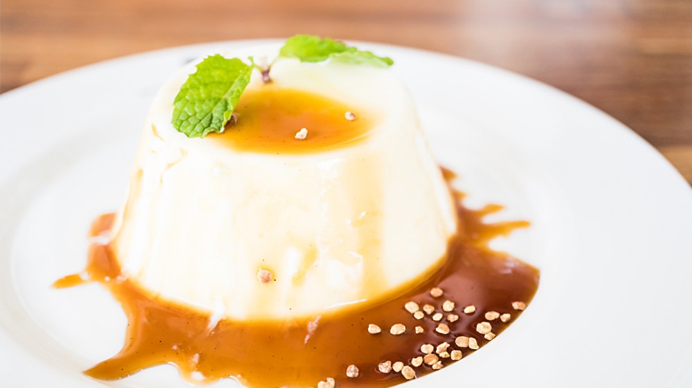 Πανακότα με μαστίχα και μέλι