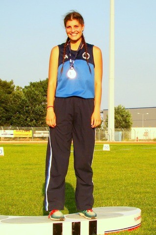 Γ.Σ. ΝΕΑΠΟΛΗΣ: Η Αννα-Μαρία Λουκουκίδη πέταξε το δίσκο ...μακριά