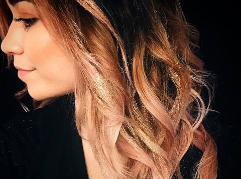 GLITTERAGE: Το hairtrend που ήρθε την κατάλληλη στιγμή!