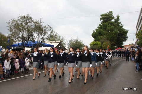 Τα Λύκεια της Χαλκίδας στην παρέλαση της 28ης Οκτωβρίου