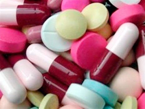 Πέταξαν τα ναρκωτικά χάπια από το παράθυρο